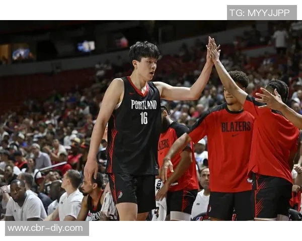 队记:杨瀚森成长之路漫长昌西深知培养新星的重要性 队记:杨瀚森成长之路漫长昌西深知培养新星的重要性