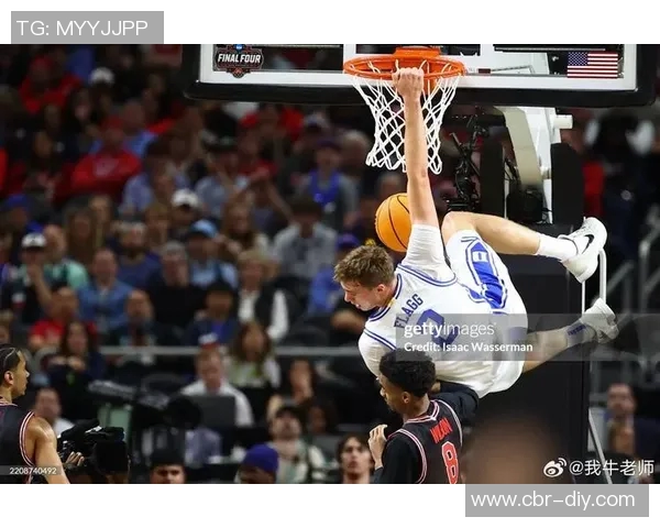 基德强调球队深度与竞争力首发替补实力相当氛围高涨 基德强调球队深度与竞争力首发替补实力相当氛围高涨