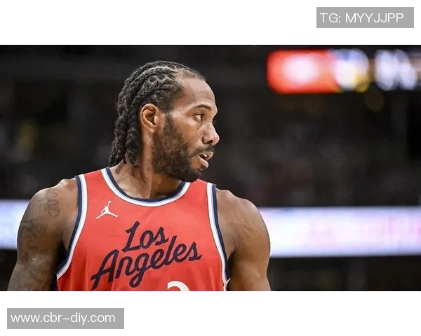 小卡称科林斯打四号位能对抗更高大球员我们每个位置的球员体型都很出色 小卡称科林斯打四号位能对抗更高大球员我们每个位置的球员体型都很出色