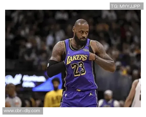 霍里分析詹姆斯未来称其不会离开湖人因合同负担过重