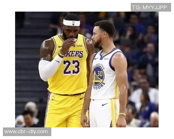 库里与詹姆斯畅谈未来商业合作计划期待共同卖酒的机会