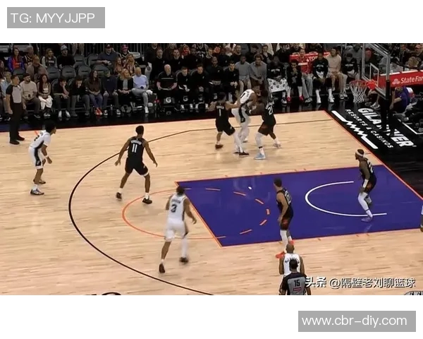 武切维奇谈文班的三分球能力让防守者感到无能为力 武切维奇谈文班的三分球能力让防守者感到无能为力