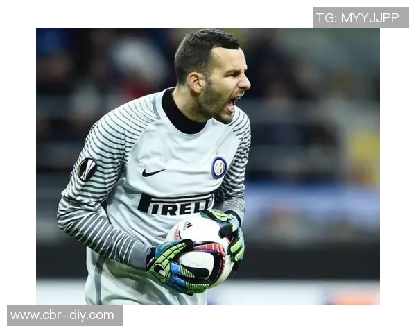 方昊在职业赛事中达成百场里程碑贡献11粒进球展现出色表现 方昊在职业赛事中达成百场里程碑贡献11粒进球展现出色表现