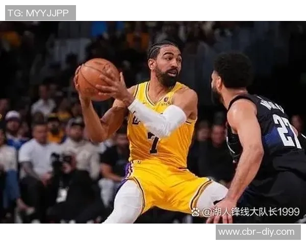 文森特强调里夫斯的重要性期待他在进攻端继续发挥个人风格