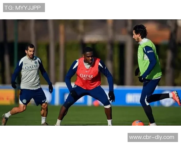 国米计划与恰尔汉奥卢经纪人会谈续约事宜或将降薪至2028年 国米计划与恰尔汉奥卢经纪人会谈续约事宜或将降薪至2028年