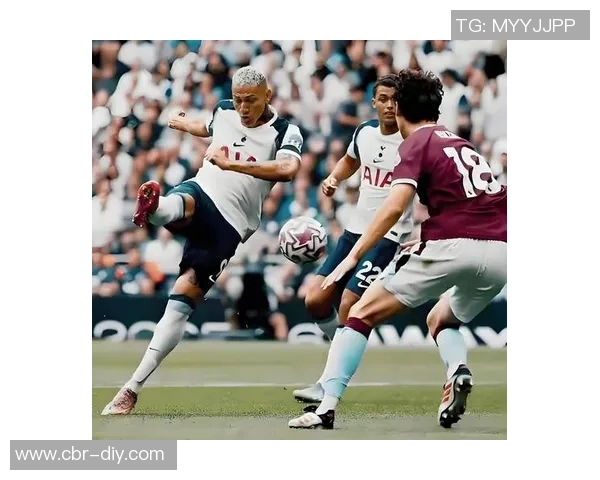 热刺迎战利兹联首发阵容公布西蒙斯特尔库杜斯出战帕利尼亚参赛 热刺迎战利兹联首发阵容公布西蒙斯特尔库杜斯出战帕利尼亚参赛