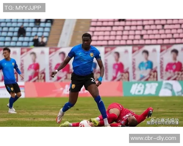 外援瓦吉奇抵达曼谷费利佩安以恩姆本扎齐聚球队备战新赛季 外援瓦吉奇抵达曼谷费利佩安以恩姆本扎齐聚球队备战新赛季