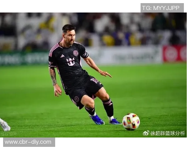 萨拉维亚盛赞梅西统治力强大预测姆巴佩将成历史顶尖球员 萨拉维亚盛赞梅西统治力强大预测姆巴佩将成历史顶尖球员